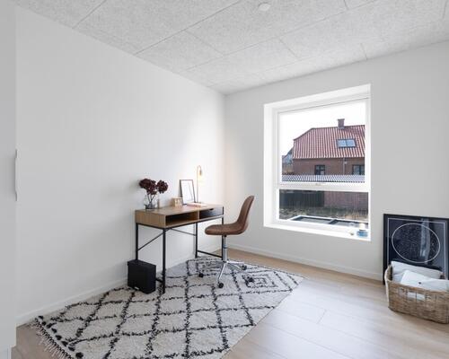 5-værelses rækkehus med alt i hårde hvidevarer.