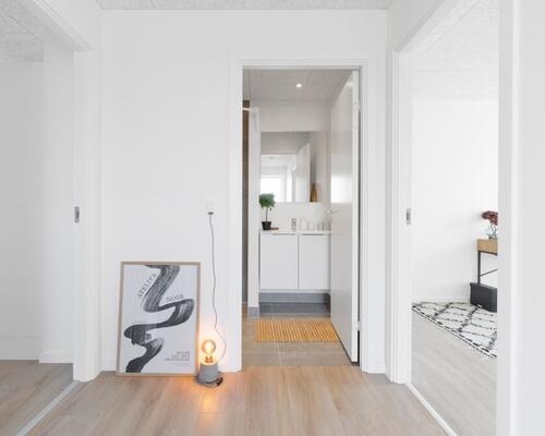 5-værelses rækkehus med alt i hårde hvidevarer.