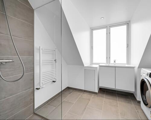 Moderniseret 2-værelses i Aarhus C