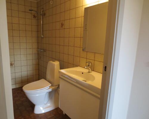 Lille hyggelig 1. sals lejlighed med boligareal 45 m2.
