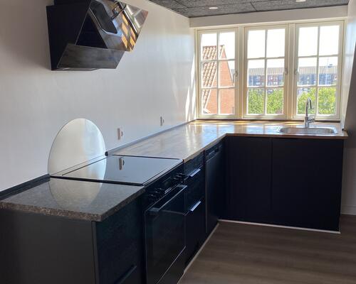 Nyopført lejlighed med bedste beliggenhed