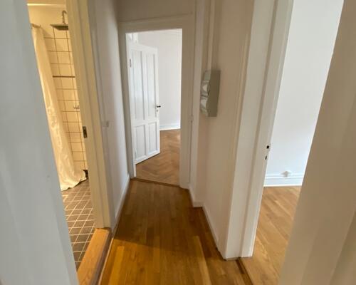 Istandsat og indflytningsklar lejlighed i Valby – ledig fra 1. oktober