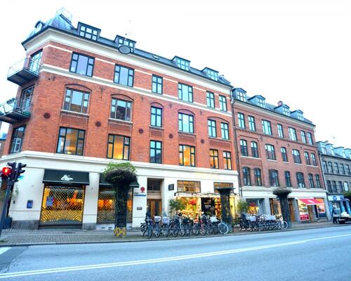 Istandsat og indflytningsklar lejlighed i Valby – ledig fra 1. oktober