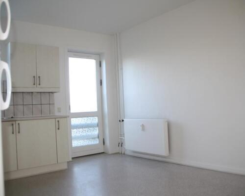 Flot højloftet lejlighed i Søndergade