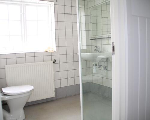 Stor 8 værelses lejlighed centralt i Assens