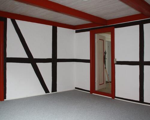 Stor 8 værelses lejlighed centralt i Assens