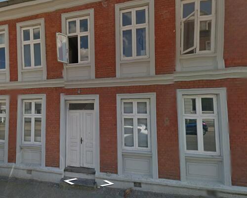2 værelses Markedsgade med direkte udgang til gårdhave
