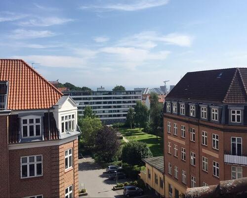 5 væreles delevenlig lejlighed på skønne Trøjborg
