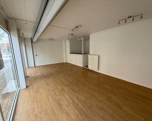 Butik til leje i Grindsted Centrum. 82m2 + 82m2 kl