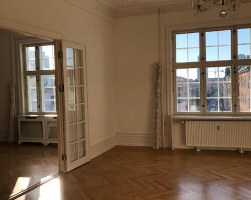 8 værelses lejlighed i Frederiksberg C