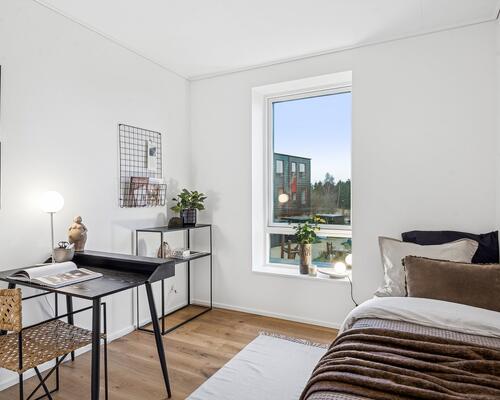 Nybygget rækkehus med hyggelig gårdhave