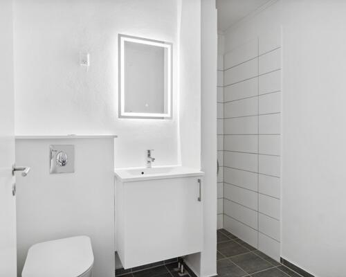 Sydvendt altan - og gratis parkering