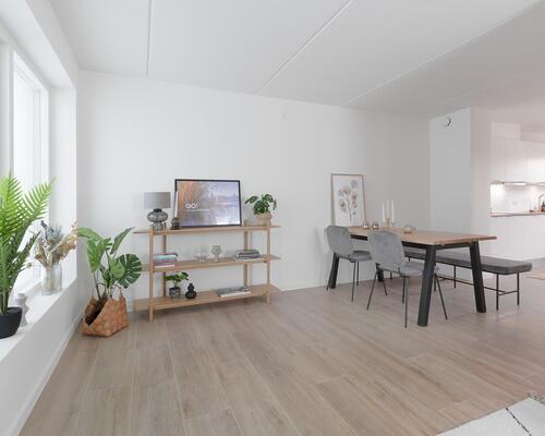 Stort 3-værelses rækkehus i 2-plan. Obs. alle billeder, plantegninger og visualiseringer er vejledende.