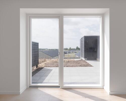 Skønt 4-værelses rækkehus på 106 m2 (93 m2 BBR) i 2-plan.
