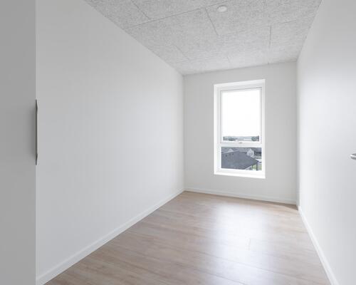 Skønt 4-værelses rækkehus på 106 m2 (93 m2 BBR) i 2-plan.