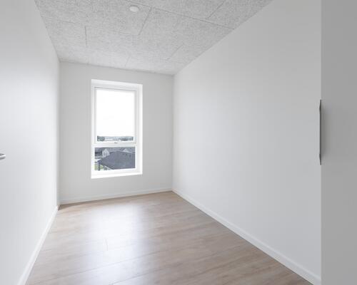 Skønt 4-værelses rækkehus på 106 m2 (93 m2 BBR) i 2-plan.