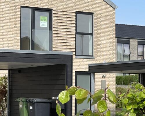 Skønt rækkehus tæt på Aarhus med fantastisk udsigt!