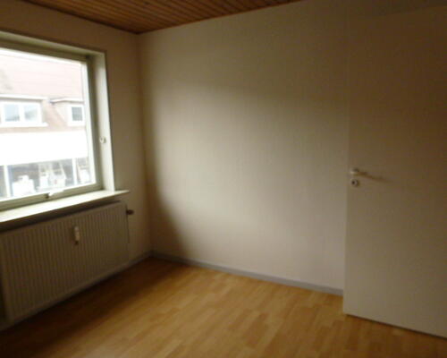 Stor, 4-Værelses Lejlighed I Frederikshavn