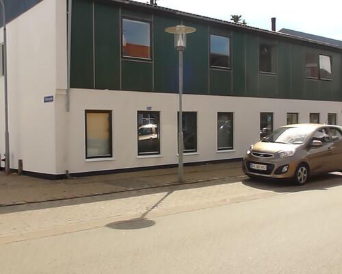 Stor, 4-Værelses Lejlighed I Frederikshavn