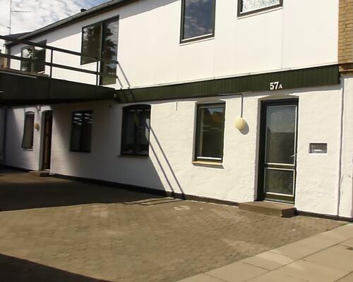 Stor, 4-Værelses Lejlighed I Frederikshavn