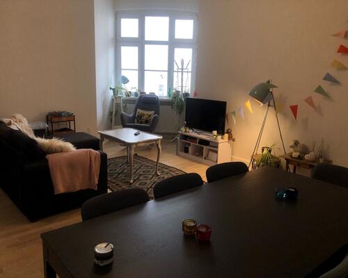 Rummelig lejlighed centralt beliggende