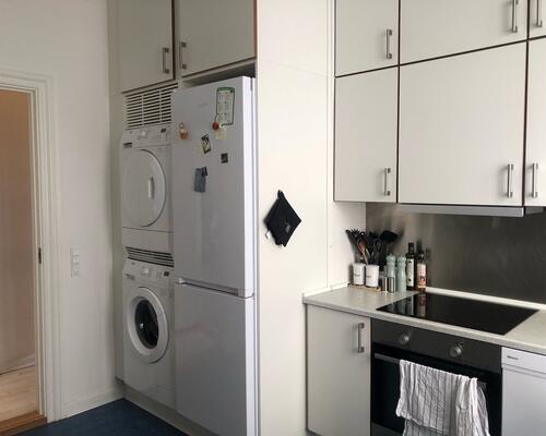 Rummelig lejlighed centralt beliggende