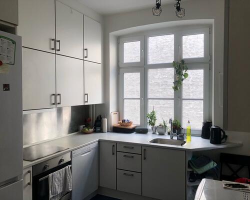 Rummelig lejlighed centralt beliggende