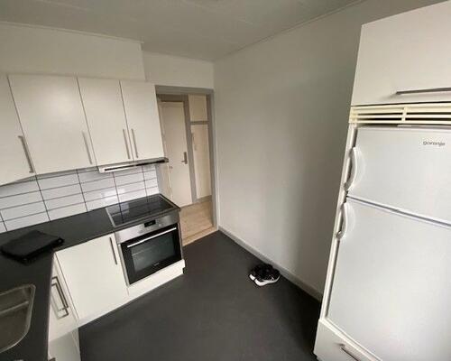2 vær. lejlighed i Odense C, med garage
