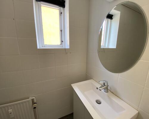 Stor 2-værelses lejlighed i Vestbyen