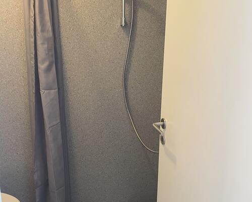 Stor 1 vær. lejlighed i vestbyen nær centrum