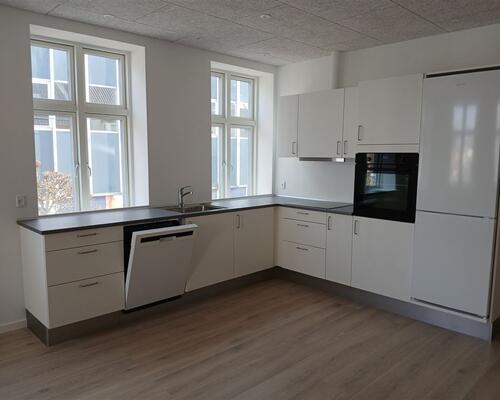 96 m2 værelse i Hobro