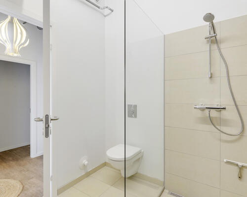 Fantastisk 2-værelses lejlighed på Strandvejen i New Yorker-stil