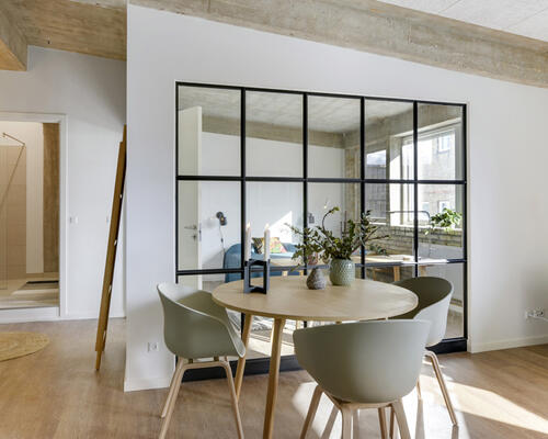 Fantastisk 2-værelses lejlighed på Strandvejen i New Yorker-stil