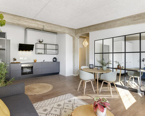 Fantastisk 2-værelses lejlighed på Strandvejen i New Yorker-stil