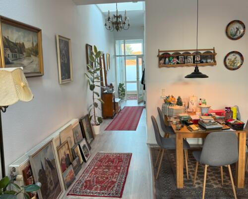 Dejlig 2. værelses lejlighed med store lyse rum.