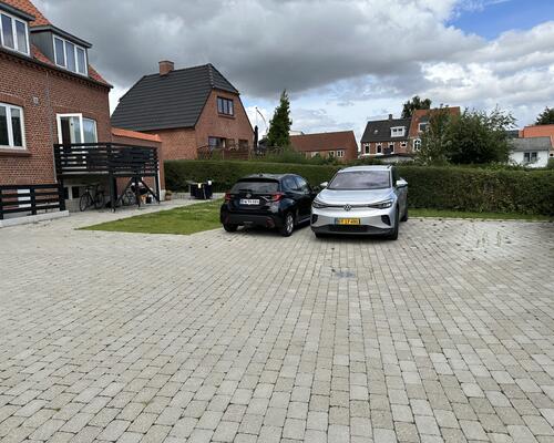 Nyistandsat 2 vær. lejlighed.