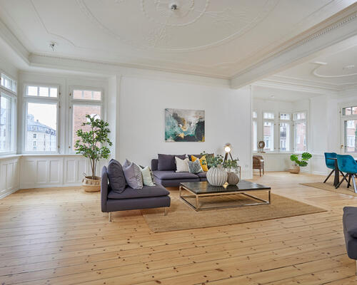 6 værelses lejlighed i Frederiksberg C