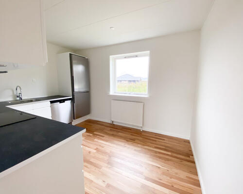 Dejlig 2-værelses lejlighed med egen terrasse