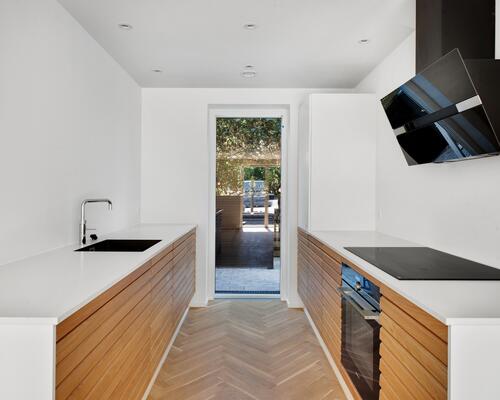 Fantastic new terrace house in Hellerup with 3+ extra bedroom in lower level