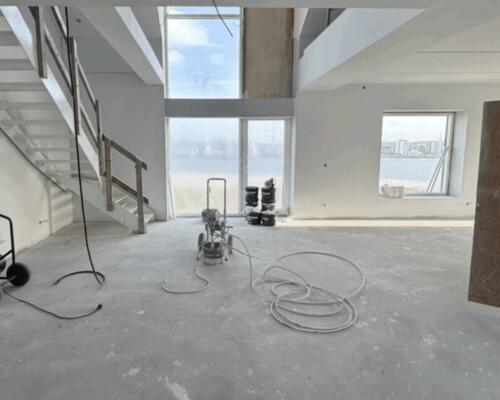 Lækker penthouse med fjordudsigt og stor altan