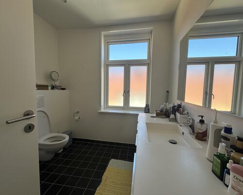 🏡 Unik lejlighed til leje i hjertet af Odense C – Lille Gråbrødrestræde