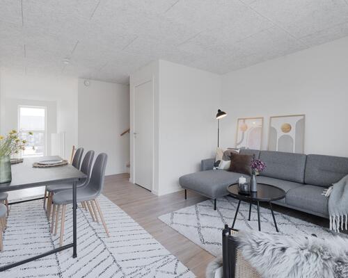 Moderne 4-værelses rækkehus med god plads.