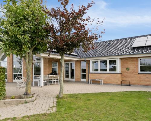 Stor møbleret villa | Slagelse.