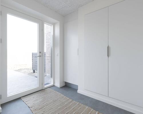Stort 4-værelses rækkehus med egen terrasse.