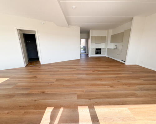 Unik 3-værelses lejlighed med fjordudsigt og stor altan