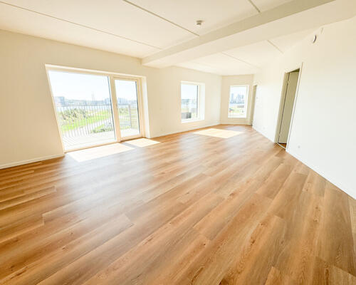 Unik 3-værelses lejlighed med fjordudsigt og stor altan