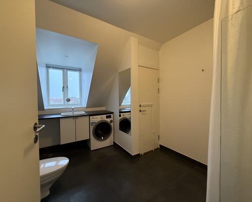 Møbleret 2-værelses lejlighed i Valby