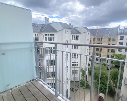 Skøn lejlighed med to altaner på Østerbro (Kun 1 År)