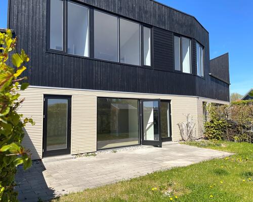 Rækkehus i populært kvarter med egen have og parkering