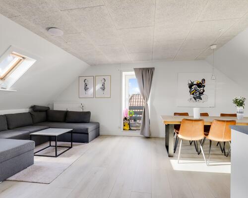 Rummelig 3-værelses i Jyllandsgade